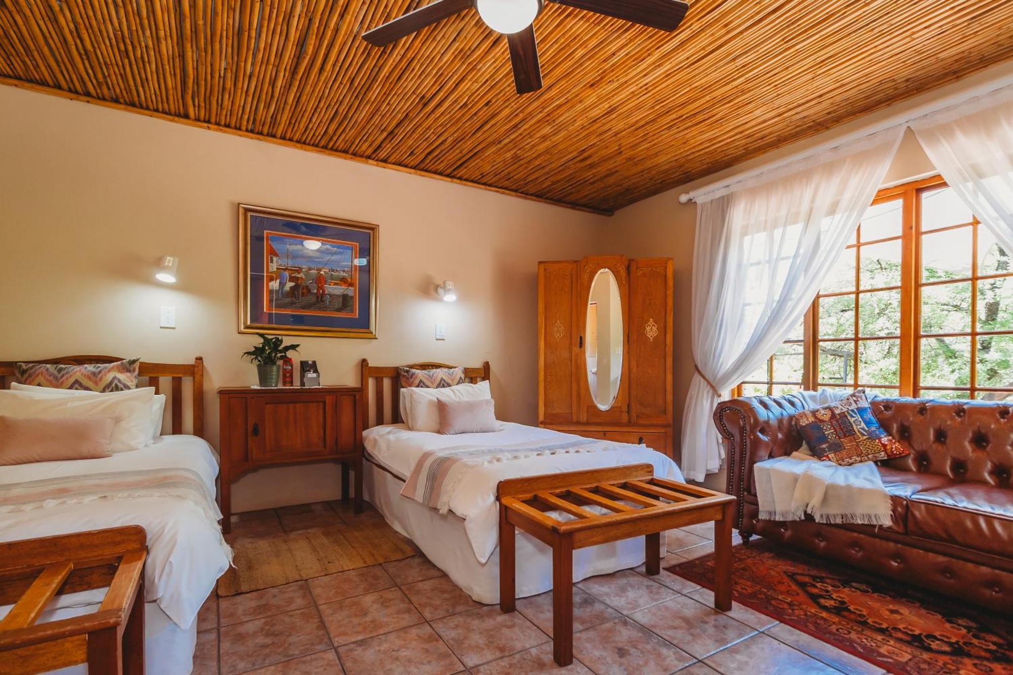 De Poort Country Lodge Oudtshoorn Værelse billede