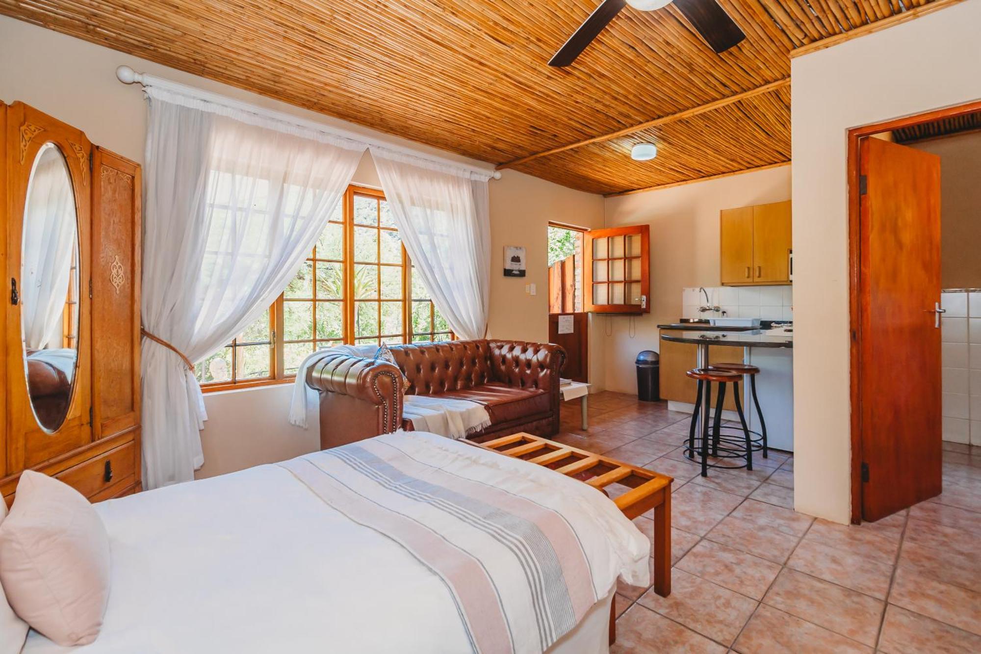 De Poort Country Lodge Oudtshoorn Eksteriør billede